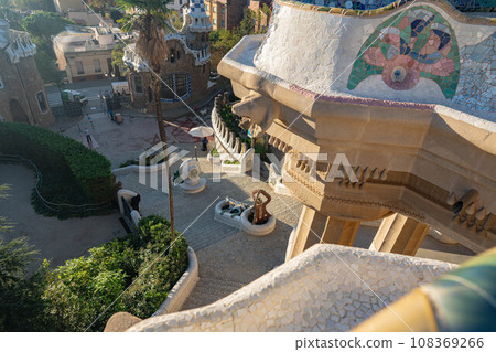 Park Guell in the morning 108369266