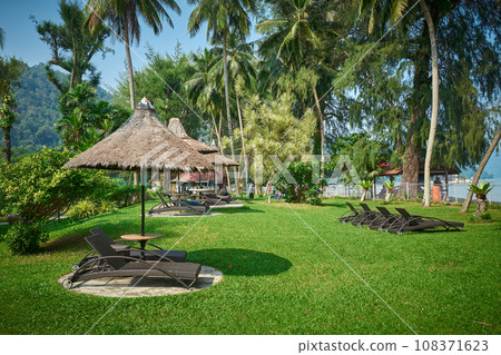 Garden view of Penang famous Bayview Hotel Garden view of Penang famous Bayview Hotel 108371623