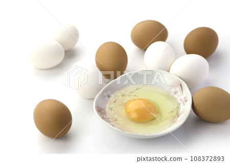 egg raw egg egg raw egg 108372893