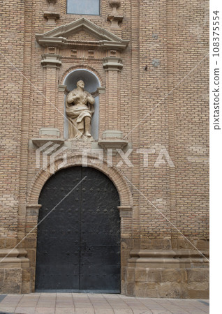 Basilica. 108375554