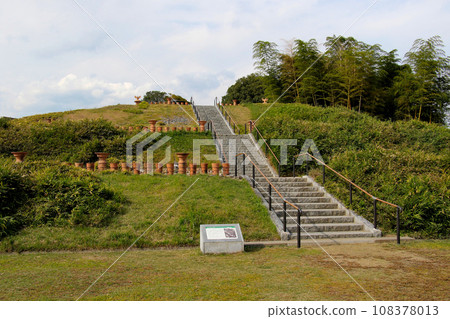 Nagaokakyo Ekaiyama Tumulus Nagaokakyo Ekaiyama Tumulus 108378013