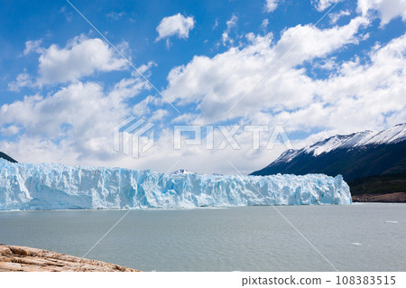 Perito Moreno glacier view, Patagonia scenery, Argentina 108383515