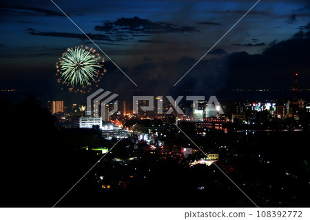Kano River Fireworks Festival Sunday, July 31, 2022 75th Numazu Summer Festival Numazu City, Shizuoka Prefecture Kano River Fireworks Festival Sunday, July 31, 2022 75th Numazu Summer Festival Numazu City, Shizuoka Prefecture 108392772