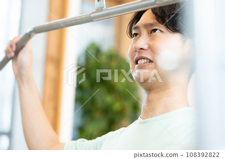 Men who play sports 108392822