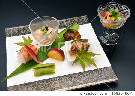 Hassun, a dish made with seasonal ingredients served at a Japanese restaurant Hassun, a dish made with seasonal ingredients served at a Japanese restaurant 108394907