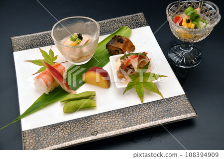 Hassun, a dish made with seasonal ingredients served at a Japanese restaurant Hassun, a dish made with seasonal ingredients served at a Japanese restaurant 108394909