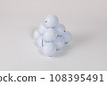 堆疊的高爾夫球 108395491