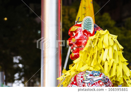 台灣傳統神明的藝術: 順風耳將軍 台灣傳統神明的藝術: 順風耳將軍 108395881