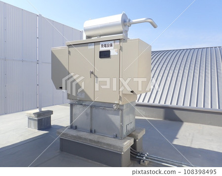 Emergency generator installed on the roof 108398495