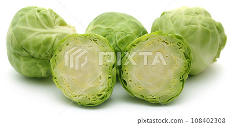 Rosenkohl or Brussels sprout 108402308