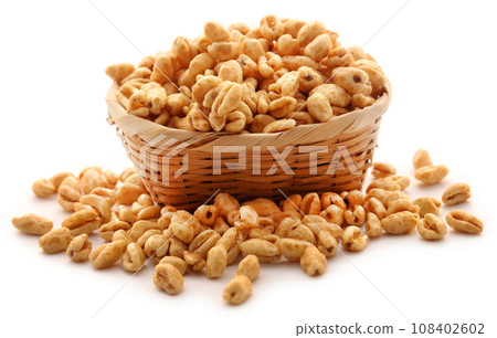 Golden puffed wheat Golden puffed wheat 108402602