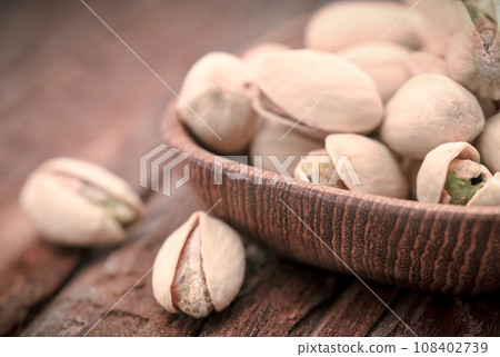 Closeup of some roasted pistachio 108402739