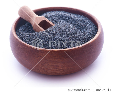 Poppy seeds 108403915