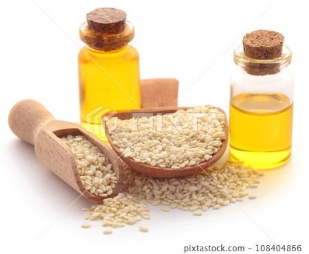 Peeled sesame seeds with oil Peeled sesame seeds with oil 108404866