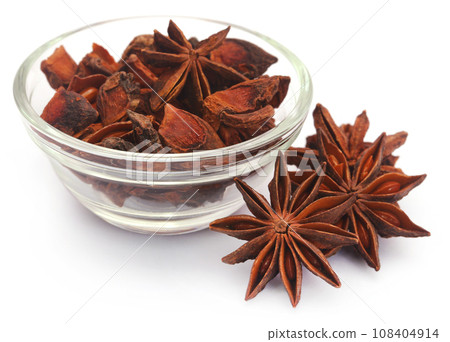 Aromatic star anise 108404914