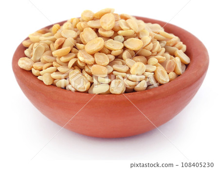 Peeled mung bean 108405230