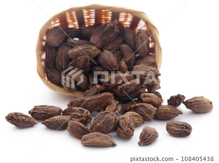 Black cardamom Black cardamom 108405438