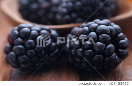 Fresh blackberries 108405472