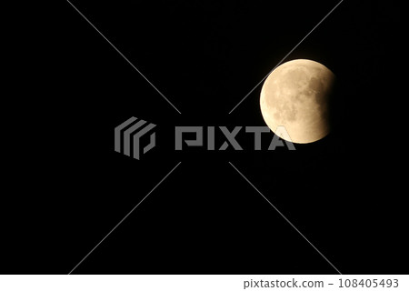 Lunar eclipse and blood moon 108405493