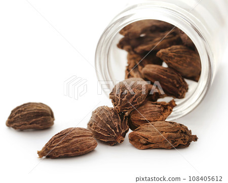 Black cardamom 108405612