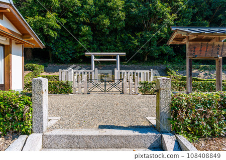 [Nara Prefecture] Sakurai City Chopstick Tomb (Photographed on 2023/11/01) 108408849
