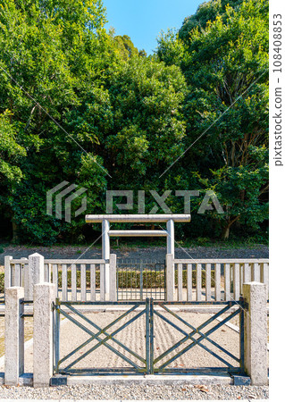[Nara Prefecture] Sakurai City Chopstick Tomb (Photographed on 2023/11/01) 108408853