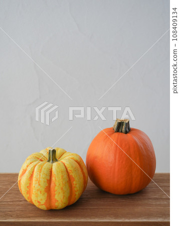 pumpkin on a wooden table 108409134