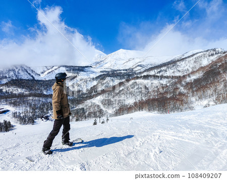 Ski resort (Hakuba Village, Nagano Prefecture) 108409207