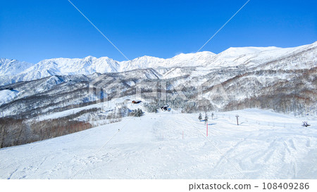 Ski resort (Hakuba Village, Nagano Prefecture) Ski resort (Hakuba Village, Nagano Prefecture) 108409286