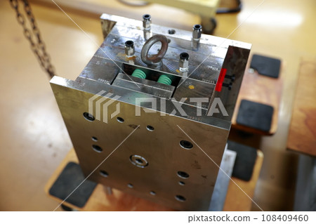 mold of molding machine 108409460