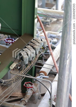 test equipment pressure valve 108409593