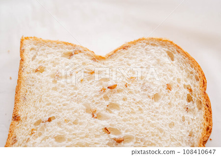 mountain rye bread mountain rye bread 108410647