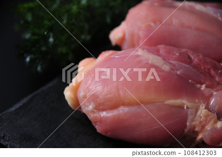 Chicken peach meat 108412303
