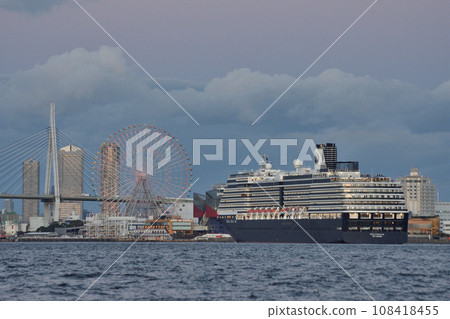Luxury liner at Osaka harbor Luxury liner at Osaka harbor 108418455