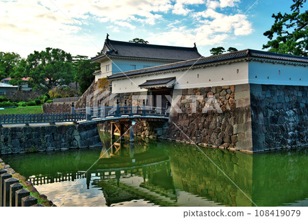 Odawara Castle Ninomaru Sumiyoshi Bridge and Copper Gate scenery 108419079
