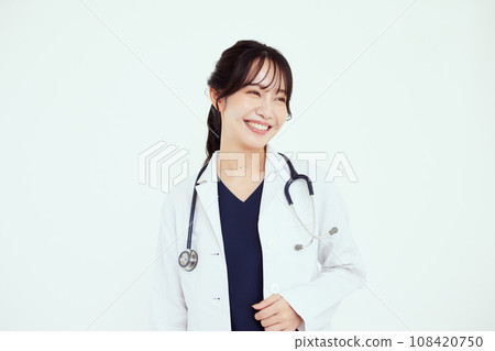 Portrait of healthcare professional Portrait of healthcare professional 108420750