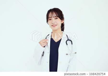 Portrait of healthcare professional Portrait of healthcare professional 108420754