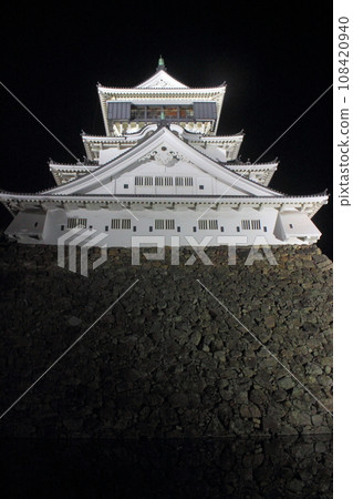 Kitakyushu Kokura Castle at night [Light up] 108420940