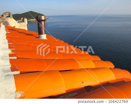 Croatia, Dubrovnik landscape, old town 108422769