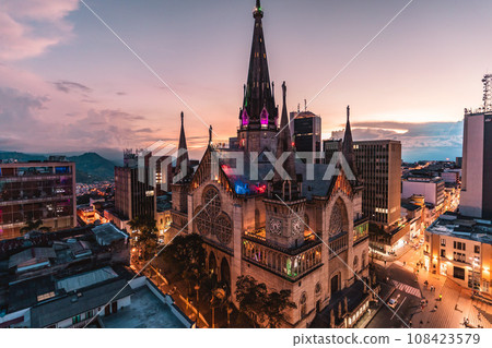 Sunset view of the cathedral in Manizales, Colombia 108423579