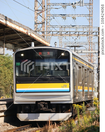 Tsurumi Line 205 series train (Asano Station) Tsurumi Line 205 series train (Asano Station) 108424068