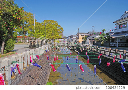 福岡縣浮羽市南新川和順緣神社前的鯉魚旗 108424229