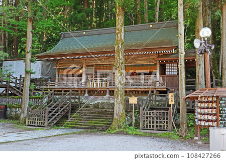 Suwa Taisha Upper Shrine Main Shrine (Suwa) Suwa Taisha Upper Shrine Main Shrine (Suwa) 108427266