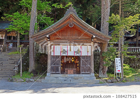 諏訪大社上神社（諏訪） 108427515