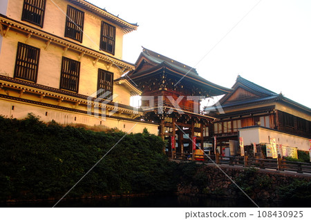 Kokura, Kitakyushu City Yasaka Shrine entrance in the evening 108430925