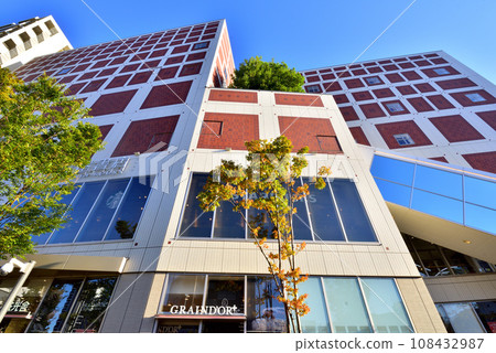 福岡市科學館福岡市中央區六本松4-2-1 108432987