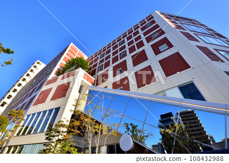 福岡市科學館福岡市中央區六本松4-2-1 108432988