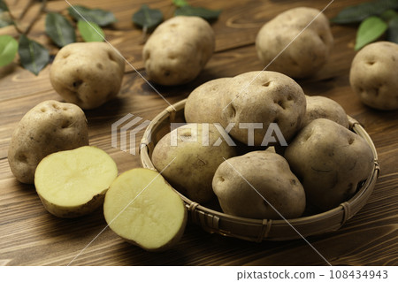 Potato Danshaku potato wood grain background 108434943