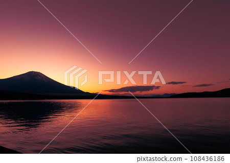 Sunset over Mt. Fuji seen from Lake Yamanaka 108436186