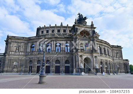 Dresden Old Town Streetscape/Semperoper (Sachsen State Opera)/Germany 108437255